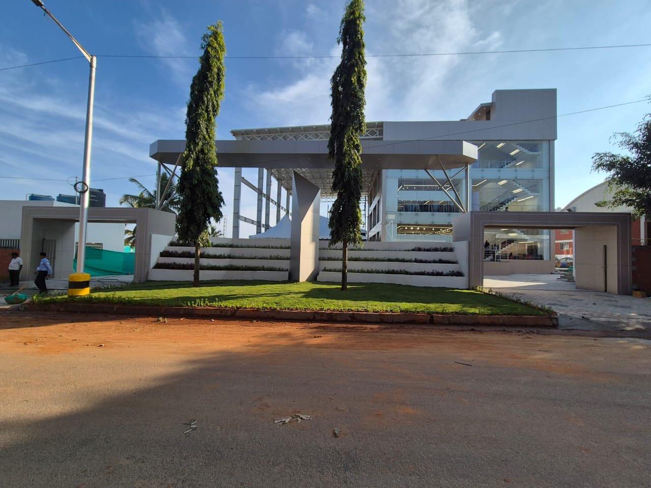 Architecture and project experience